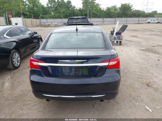 Chrysler 200 Limited