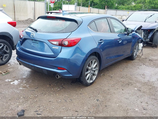 Mazda Mazda3 Touring