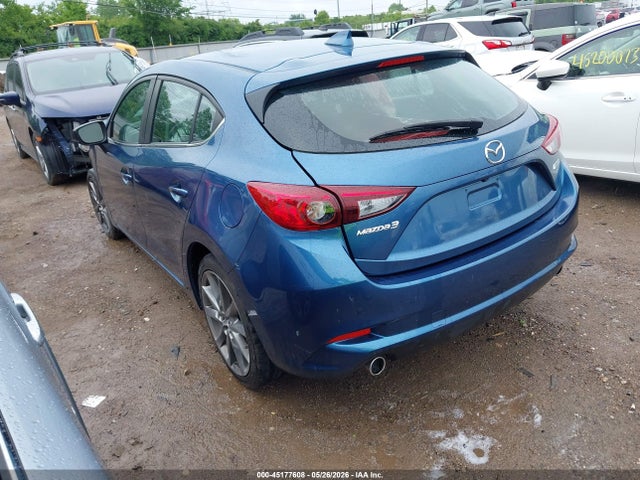 Mazda Mazda3 Touring