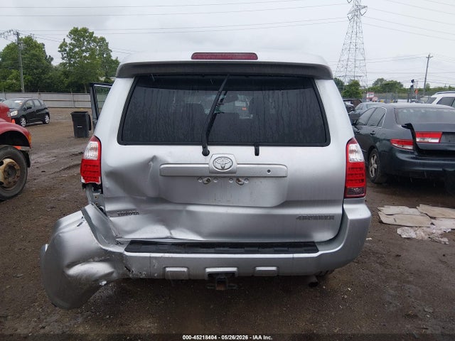 Toyota 4Runner Limited V6