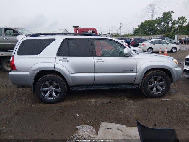Toyota 4Runner Limited V6