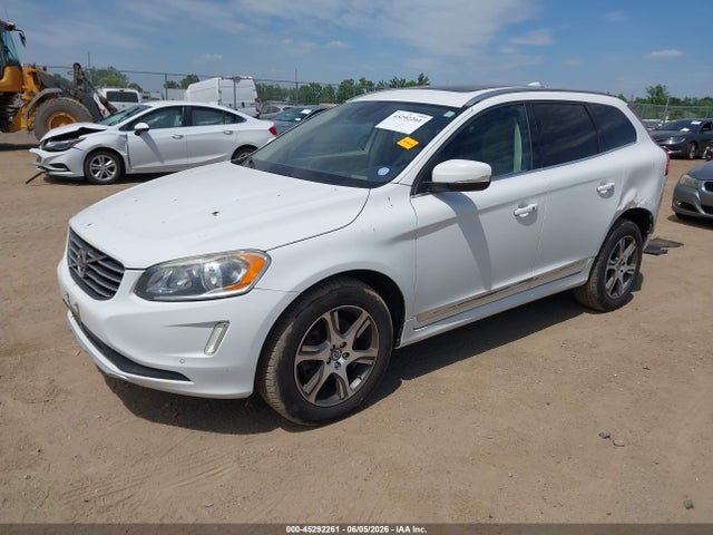 Volvo XC60 T6 R-design Premier Plus