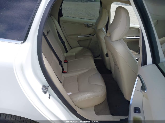 Volvo XC60 T6 R-design Premier Plus