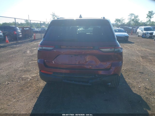 Jeep Grand Cherokee Altitude 4x4