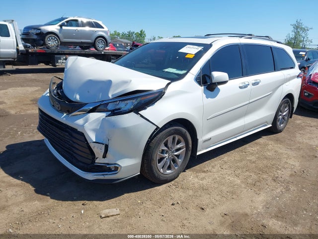 Toyota Sienna Xle