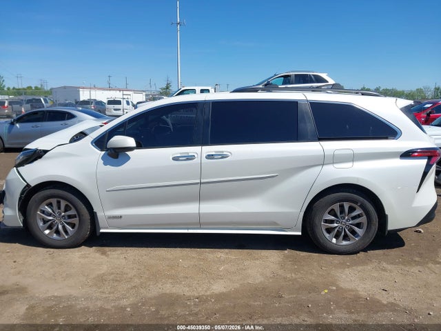 Toyota Sienna Xle