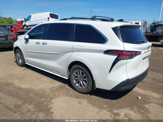 Toyota Sienna Xle