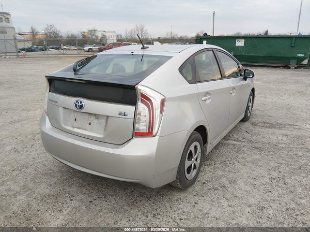 Toyota Prius Three