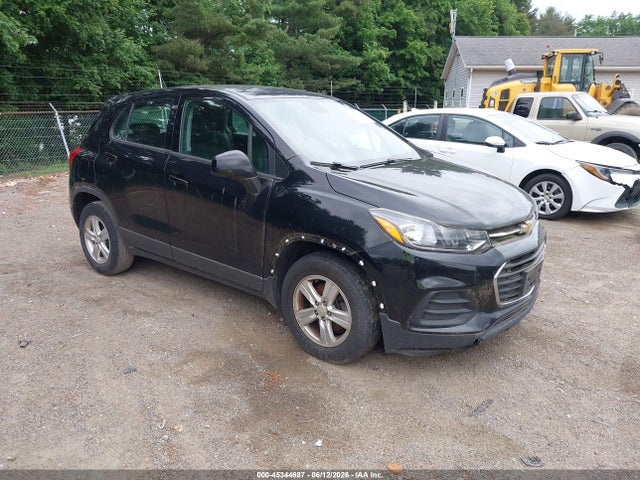Salvage Chevrolet Trax Image