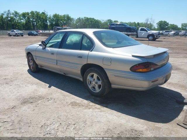 Pontiac Bonneville Se