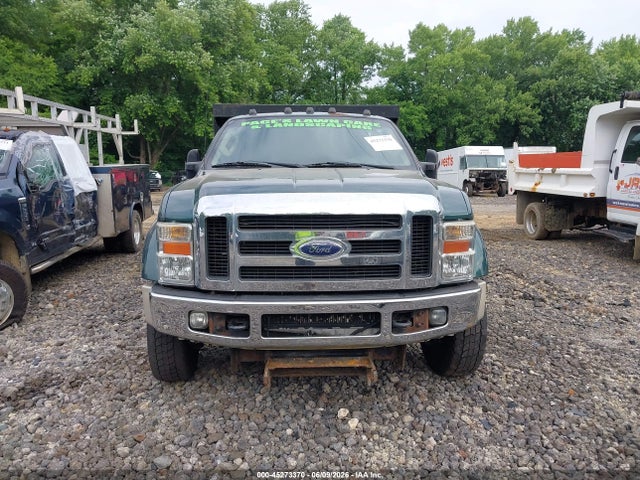 Ford F-450 Lariat