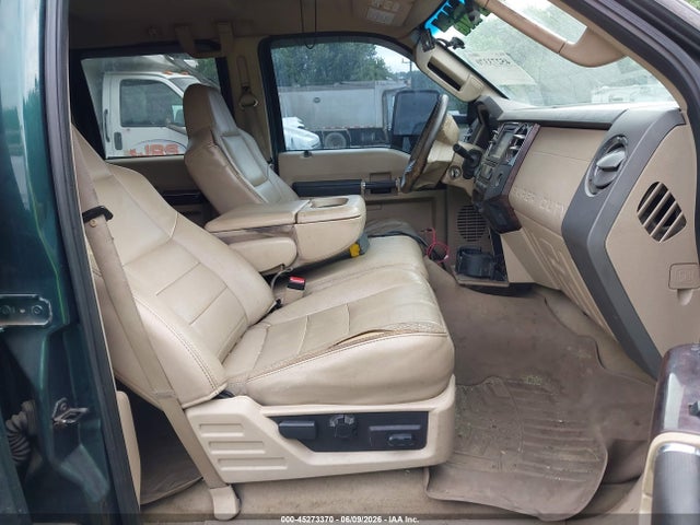 Ford F-450 Lariat