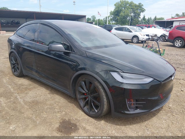 Salvage Tesla Model X Image