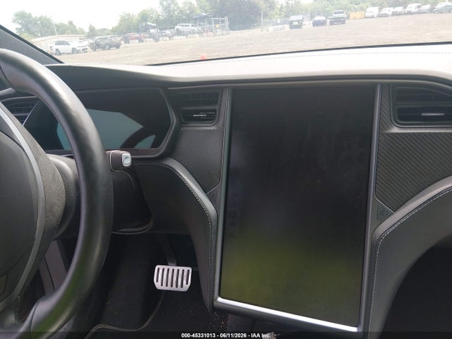 Tesla Model X Performance Dual Motor All-wheel Drive