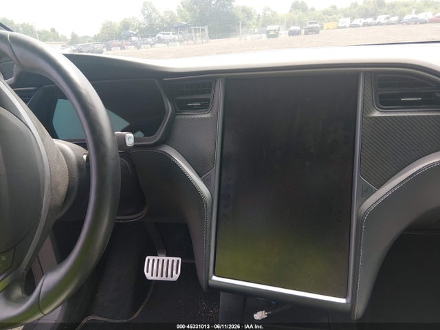 Tesla Model X Performance Dual Motor All-wheel Drive