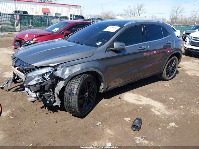 Mercedes-Benz GLA 4matic