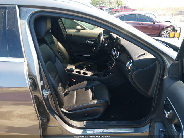 Mercedes-Benz GLA 4matic