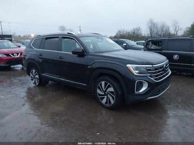 Salvage Volkswagen Atlas Image