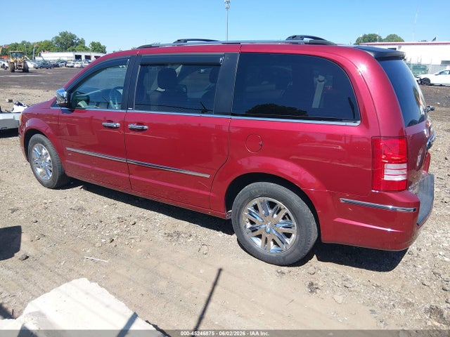 Chrysler Town & Country New Limited
