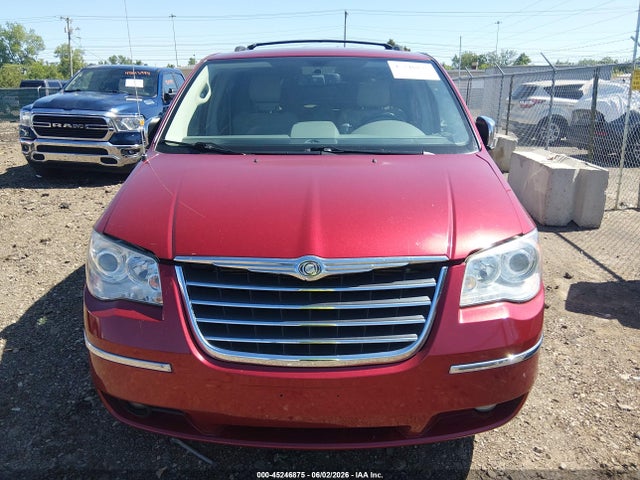 Chrysler Town & Country New Limited
