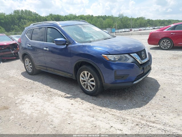 Salvage Nissan Rogue Image