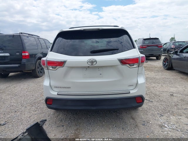 Toyota Highlander Le V6