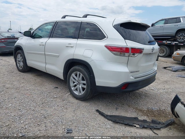 Toyota Highlander Le V6