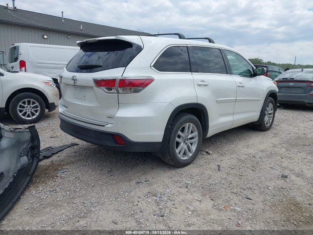 Toyota Highlander Le V6