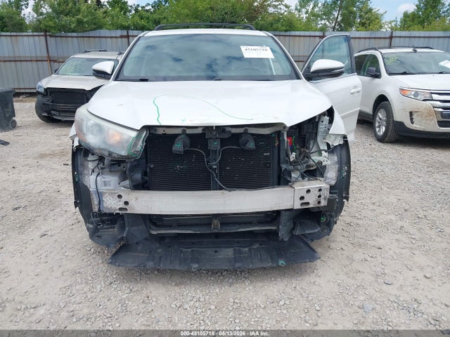 Toyota Highlander Le V6
