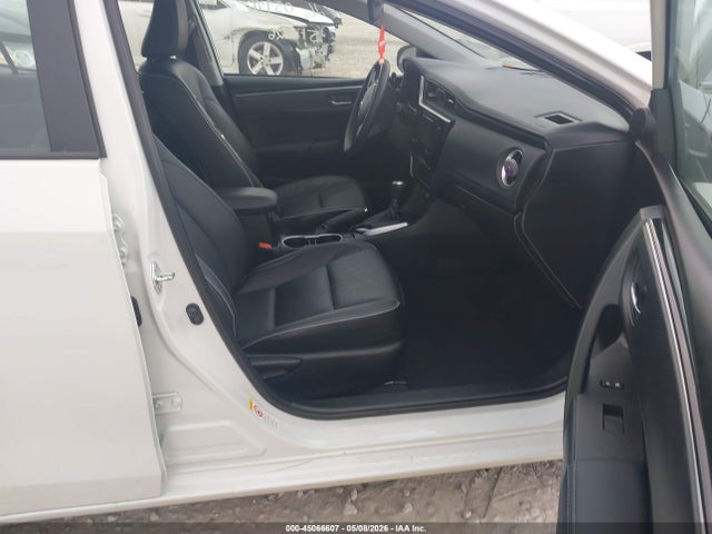 Toyota Corolla Xle