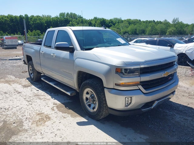 Salvage Chevrolet Silverado 1500 Image