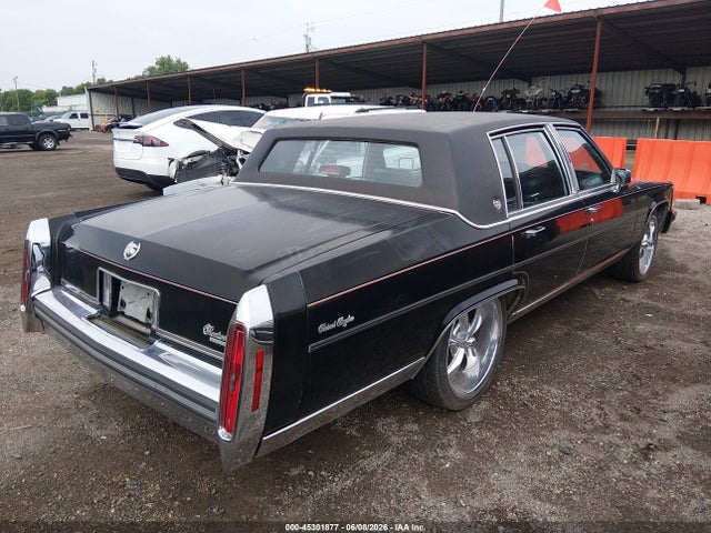 Cadillac Fleetwood Brougham