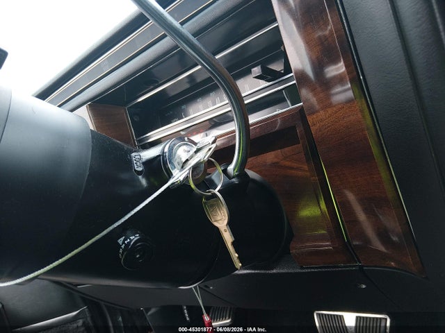 Cadillac Fleetwood Brougham