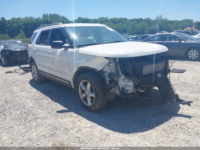 Salvage Ford Explorer Image
