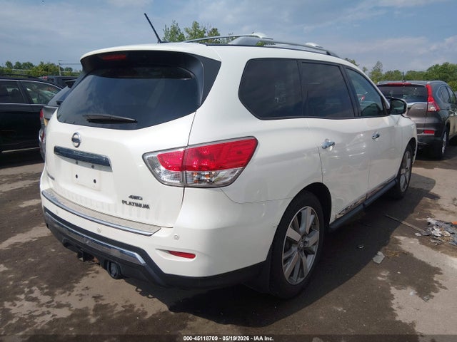 Nissan Pathfinder Platinum