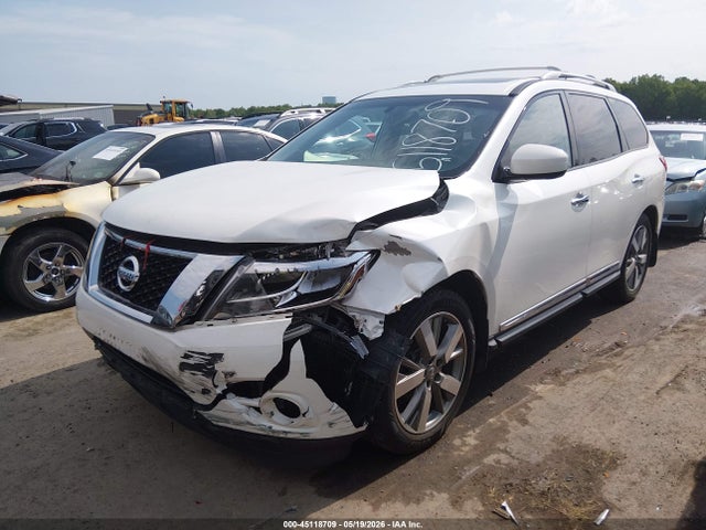 Nissan Pathfinder Platinum