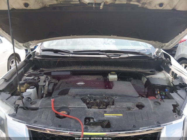 Nissan Pathfinder Platinum