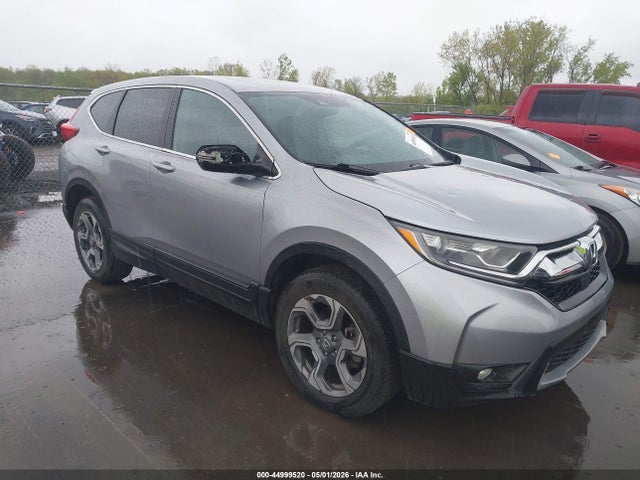 Salvage Honda CR-V Image
