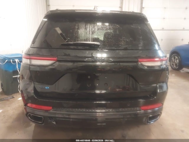 Jeep Grand Cherokee Anniversary Edition