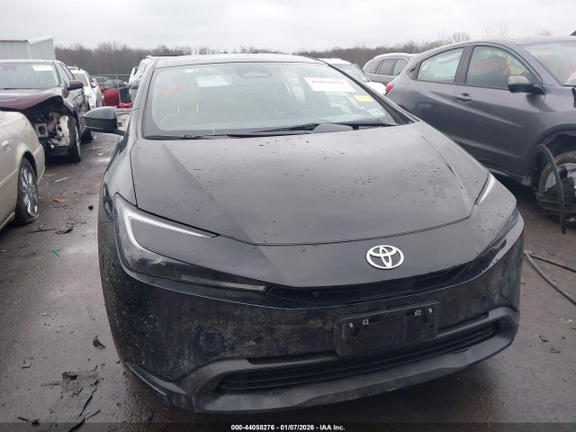 Toyota Prius Le Awd-e