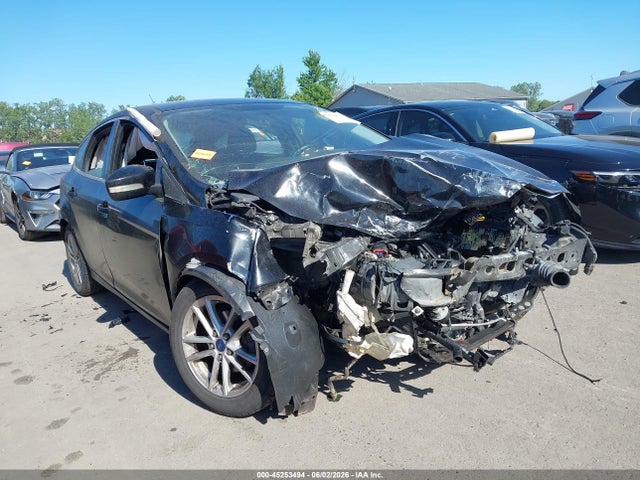 Salvage Ford Focus Image