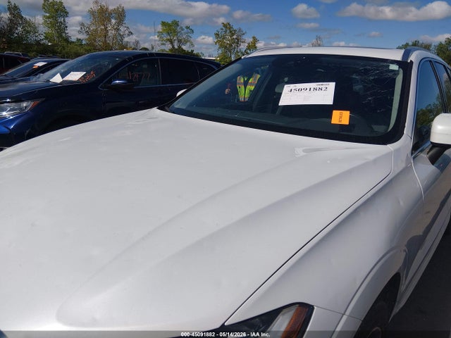 Volvo XC60 T5 Momentum