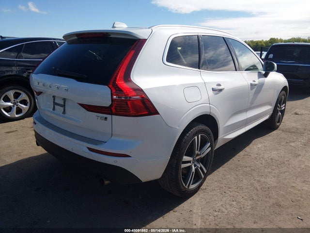 Volvo XC60 T5 Momentum