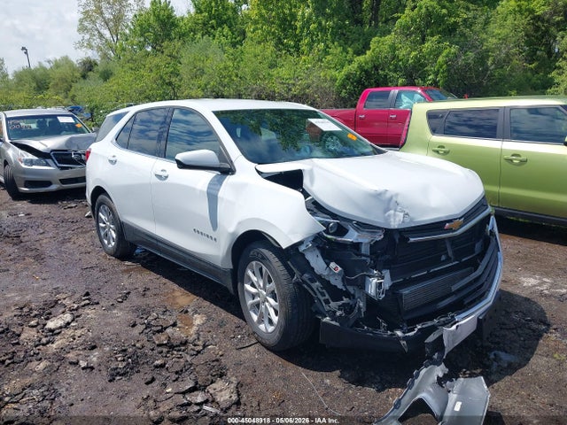 Salvage Chevrolet Equinox Image