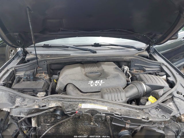 Jeep Grand Cherokee Laredo