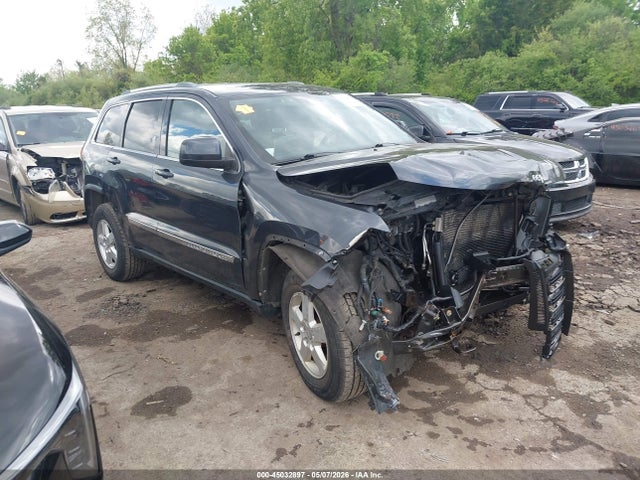 Salvage Jeep Grand Cherokee Image