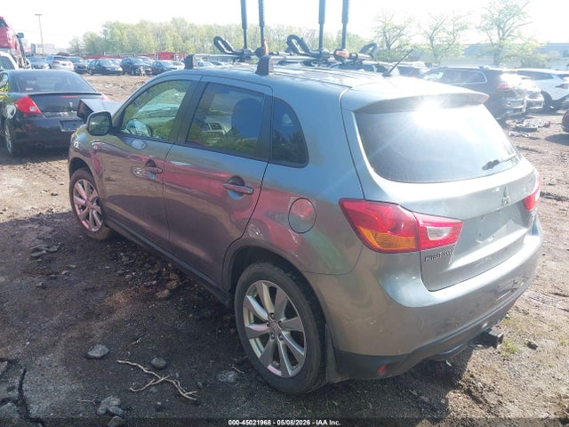 Mitsubishi Outlander Es