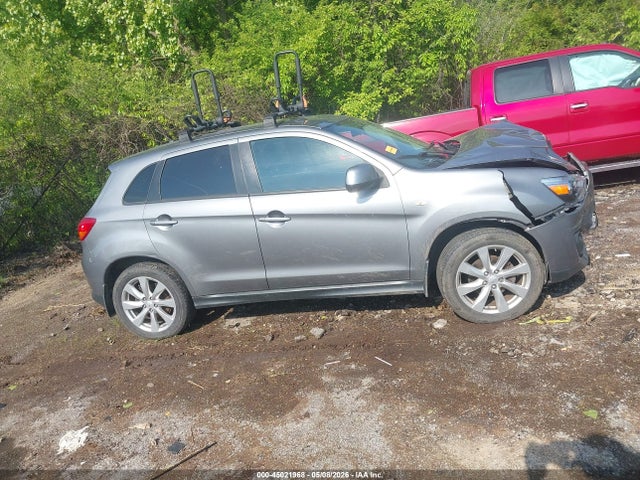 Mitsubishi Outlander Es