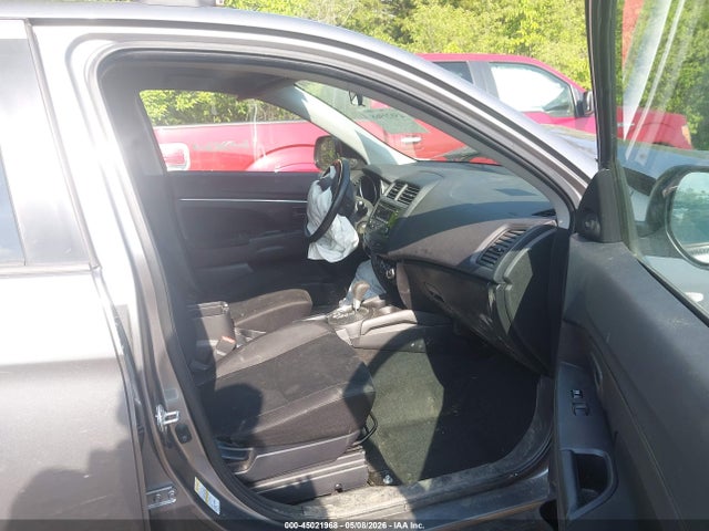 Mitsubishi Outlander Es