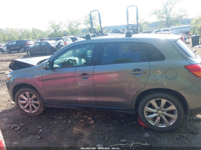 Mitsubishi Outlander Es